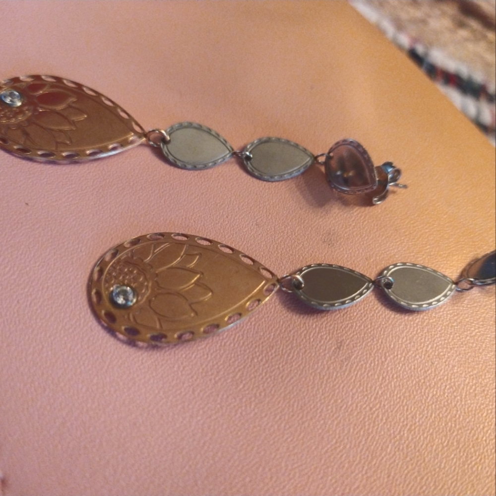 Nomination stainless steel and rose gold earrings - Picture 6 of 7